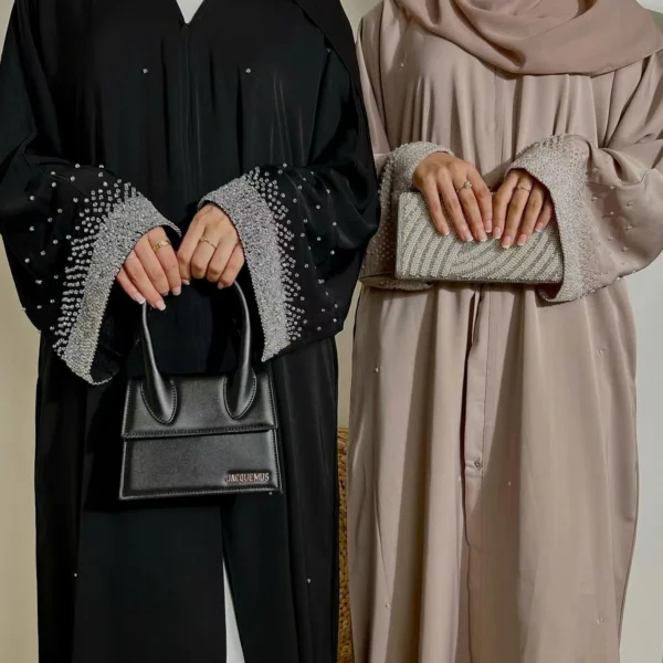 Velvet Luxe Abaya - Image 5